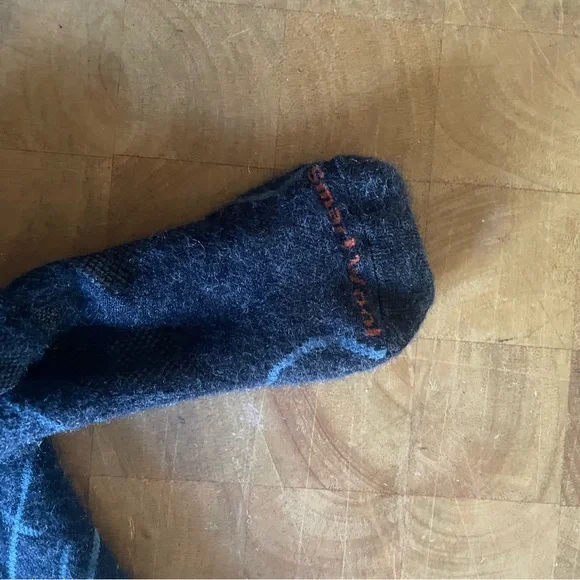 EUC Smartwool Cushioned Socks - Picture 2 of 3